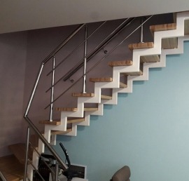 Металлический каркас лестницы для дома